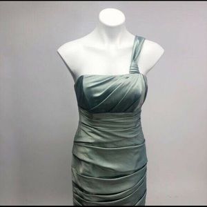 Elegant party dress/gown mint green